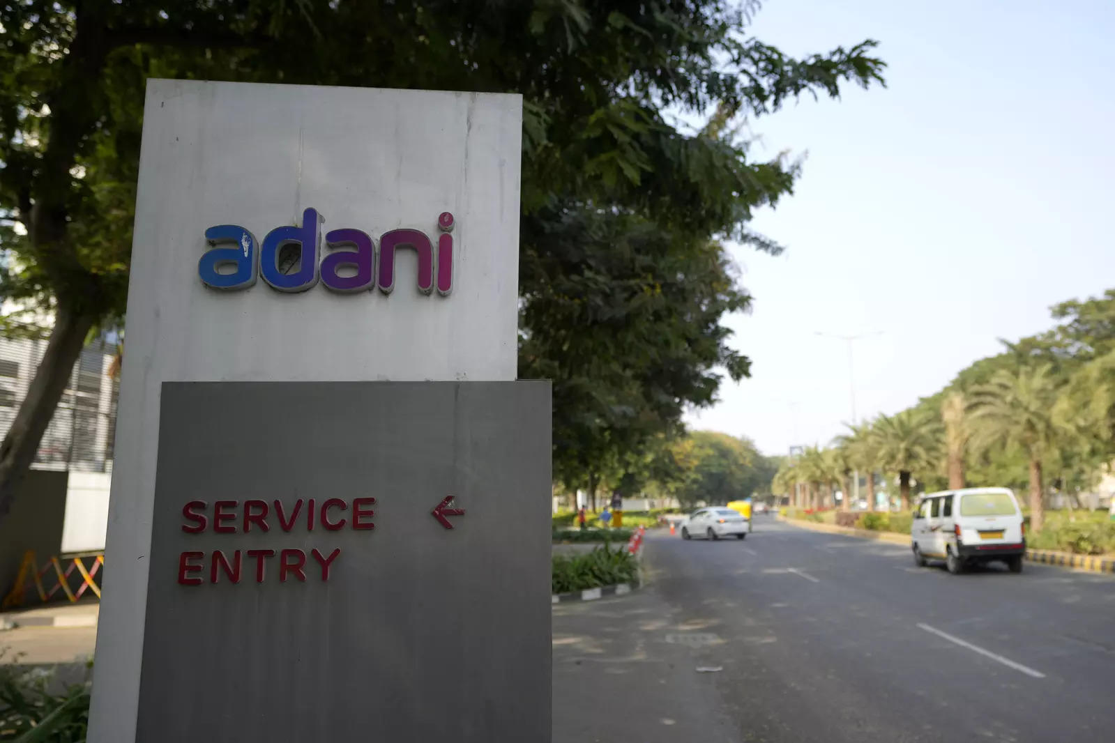 Adani rules out changes in price, dates of FPO; confident of share sales going through, Energy News, ET EnergyWorld