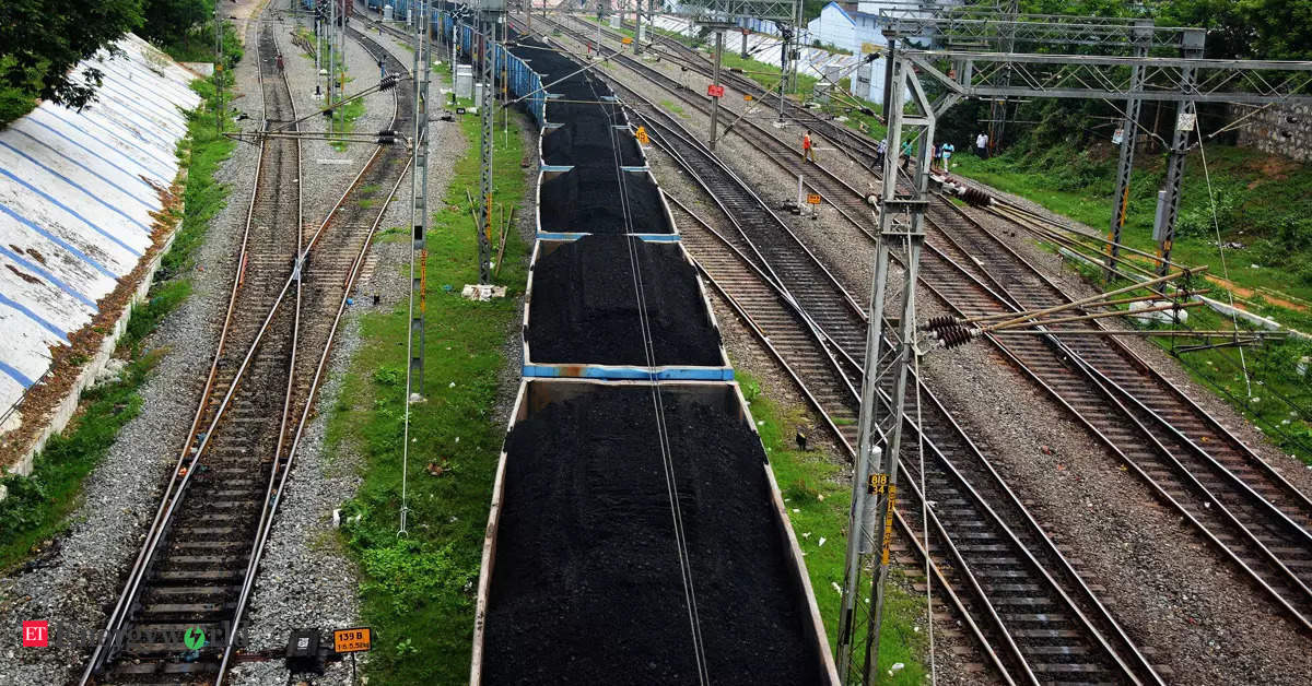 Cost of India quitting coal is $900 billion, think tank says, Energy News, ET EnergyWorld