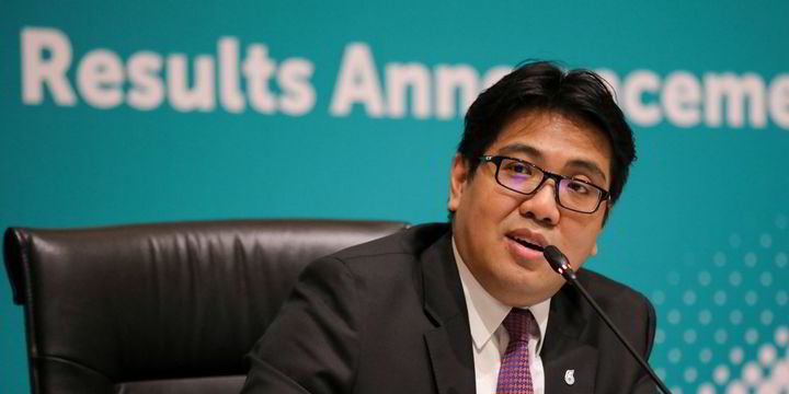 Petronas aims to restart key LNG feed gas pipeline by first quarter 2024