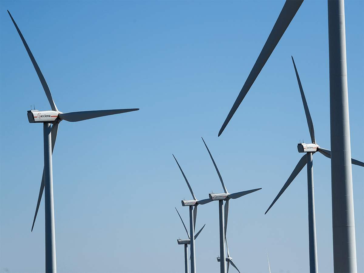 Adani Wind Energy Kutchh Five Ltd commissions 130 MW wind power plant in Kutchh, ET EnergyWorld