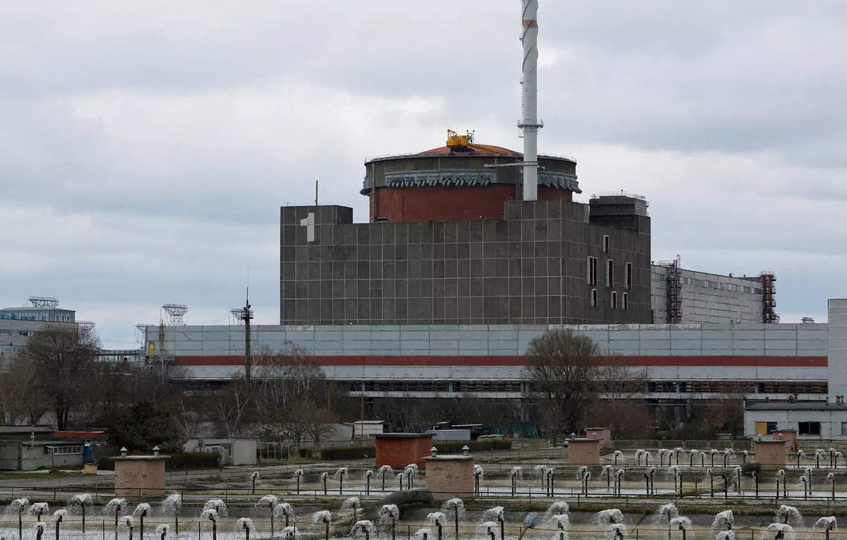 Ukraine’s Zaporizhzhia nuclear plant cut off from power grid, Energy News, ET EnergyWorld