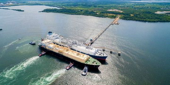 Colombia sets new date in multimillion-dollar Pacific LNG tender