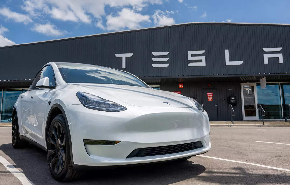 Tesla price cuts, delivery plan and CEO pay in focus ahead of results, ET EnergyWorld