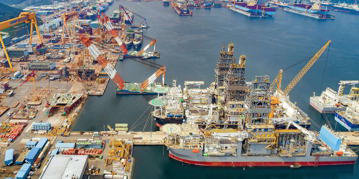 What will become of the last deepwater drilling rigs owned by shipyards?