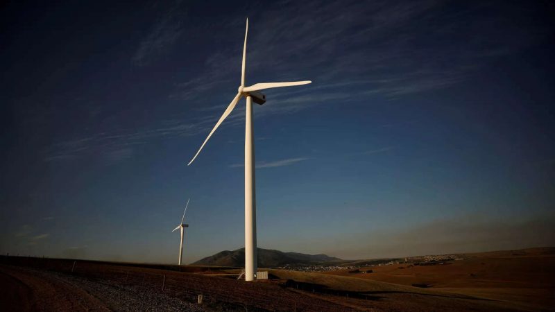 EU probes Chinese wind turbine suppliers over subsidies, Energy News, ET EnergyWorld