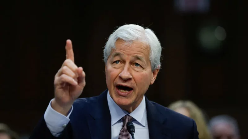 ’Enormously naive’: Major US bank leader hits out at Biden’s LNG pause