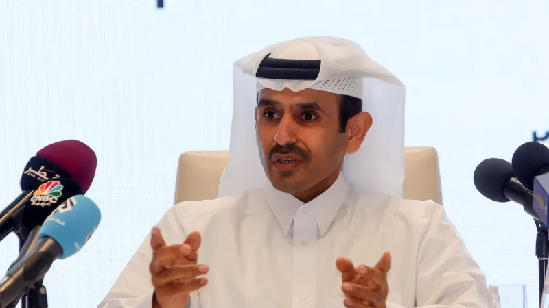 Qatar state heavyweight starts race for keenly watched offshore expansion project