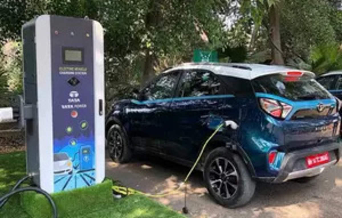 Tata Power hits 100 million green kilometers with EV charging network, ET EnergyWorld