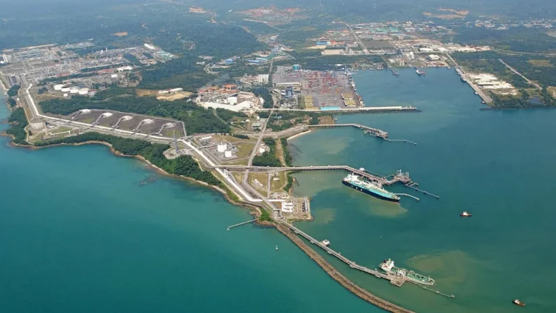 Power outage hits Petronas’ flagship Asian LNG project